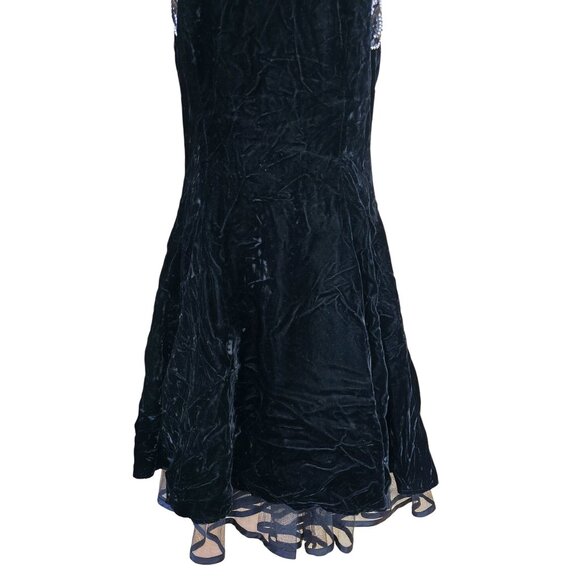 Vintage Black Velvet Halter Dress W/ Bead Sequin Detail whimsygoth elegant glam - Picture 9 of 14